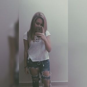 Meet your Posher, Fernanda